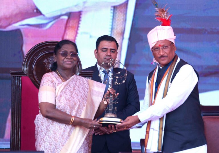 1770460681_b5a5337ec954a38b53f3