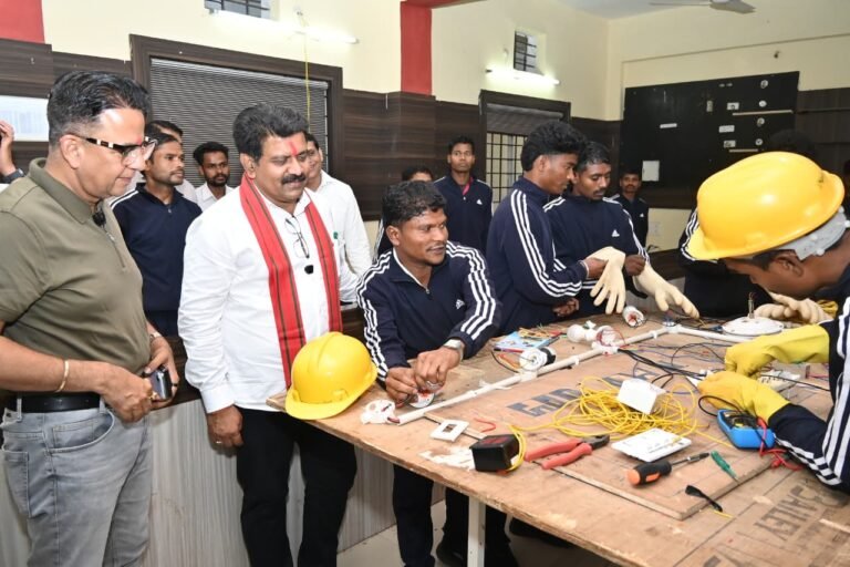 1774527018_74030e0f0e3ef5ffaaa3